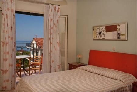 Liocharis Villas Lourdata  Exterior photo
